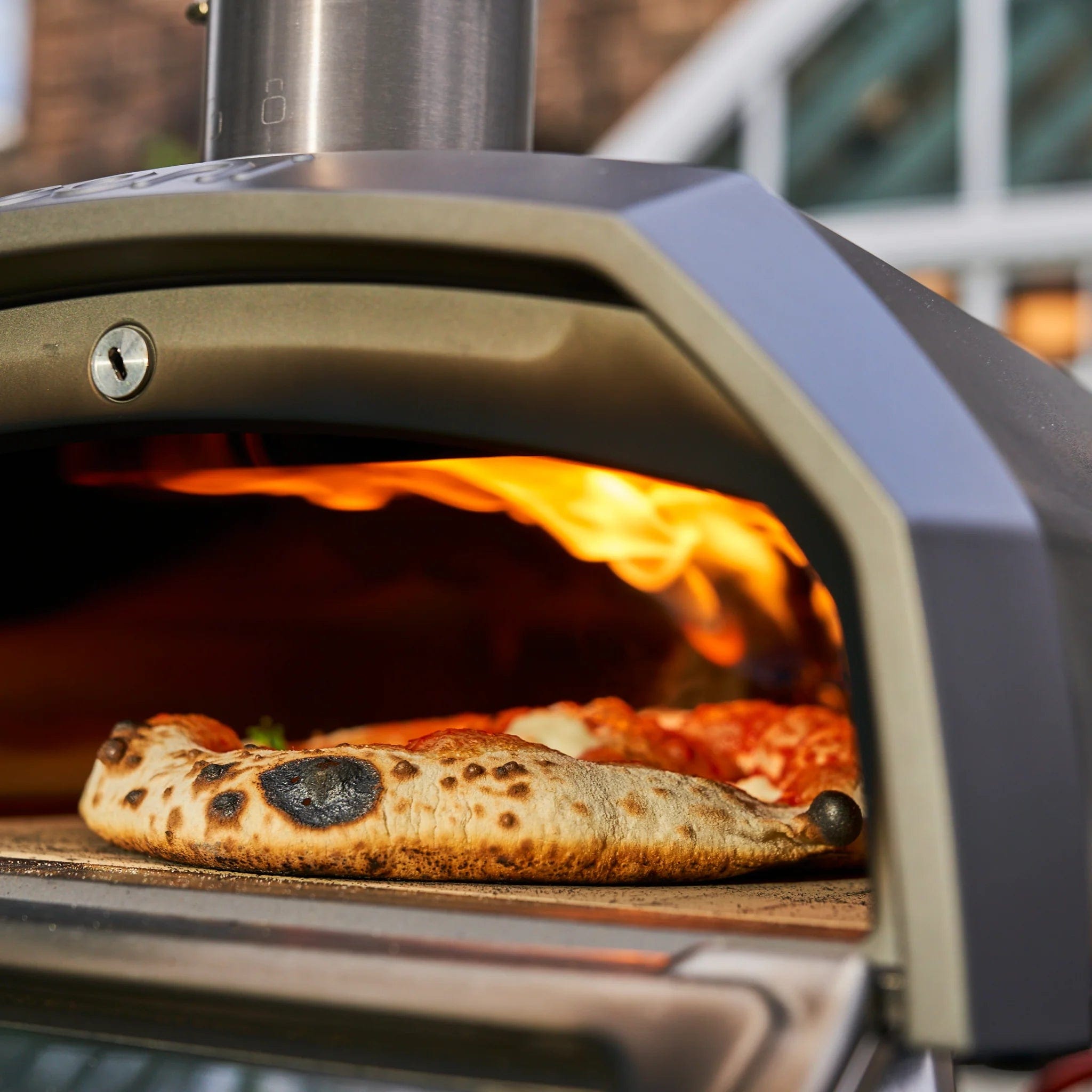 Ooni Ooni Karu 12G Multi-Fuel Pizza Oven UU-P26100 Barbecue Finished - Gas 5060967391523