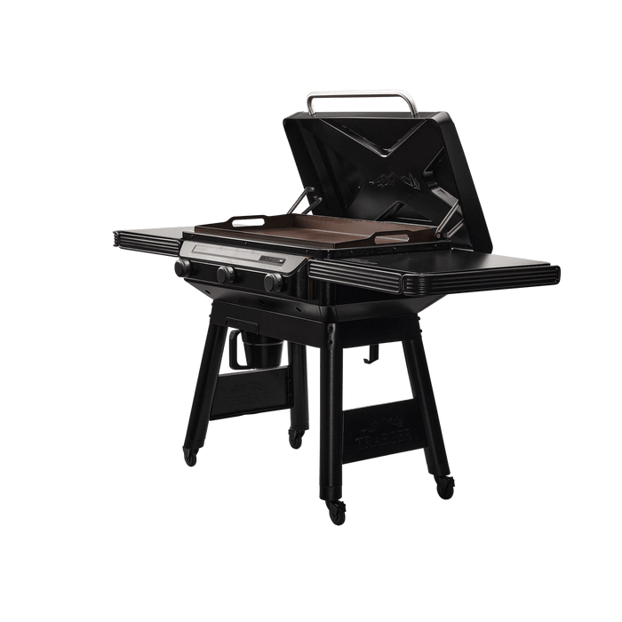 Traeger Flatrock Flat Top Grill Review: Yes, This Gas-Powered